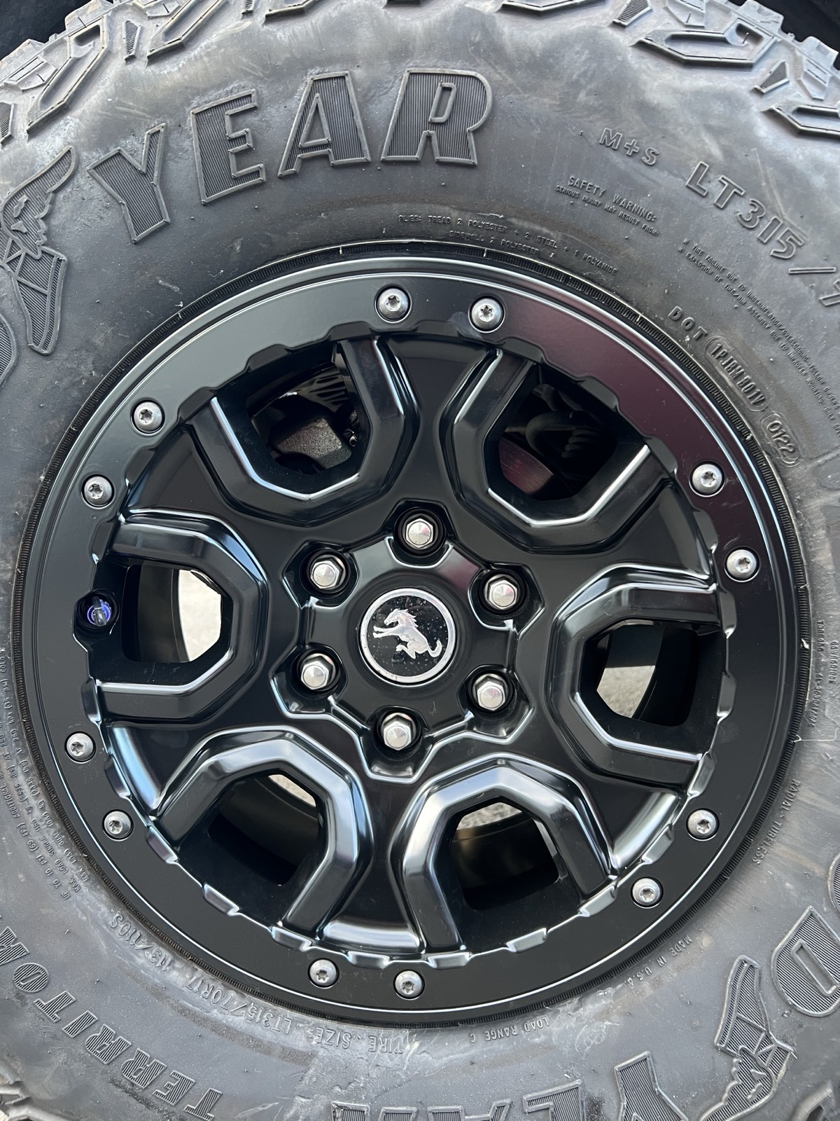 Off-road bumper powder coated