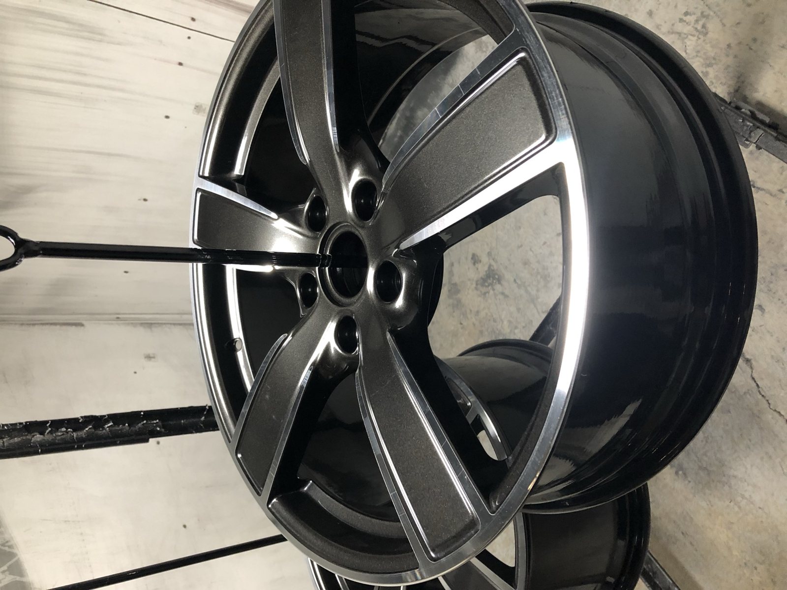 Metallic dark grey powder coated wheel